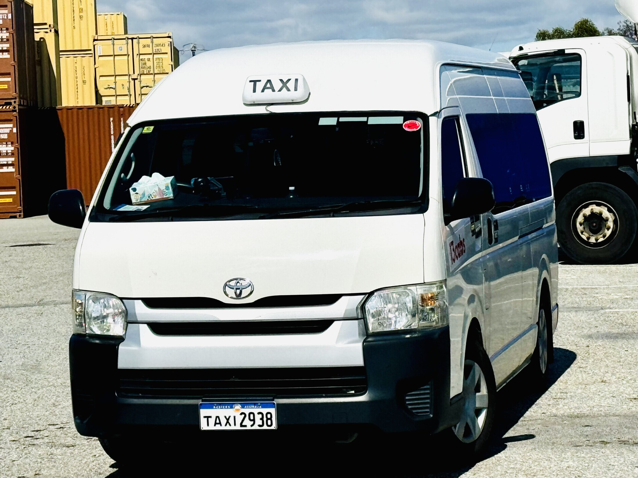perth airport taxi